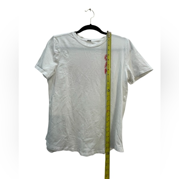 Lululemon Team Canada t-shirt - Picture 6 of 6